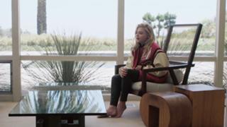 Chloë Grace Moretz feet photo thumbnail