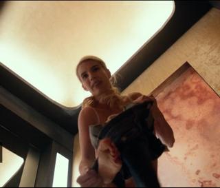 Emma Roberts feet photo thumbnail