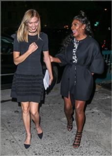 Serena Williams feet photo thumbnail