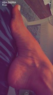 Vida Guerra feet photo thumbnail