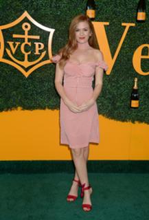 Isla Fisher feet photo thumbnail