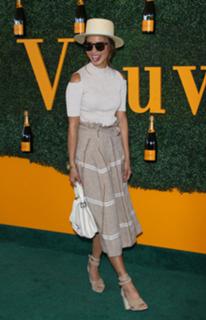 Jamie Chung feet photo thumbnail