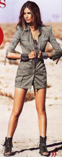 Lily Aldridge feet photo thumbnail