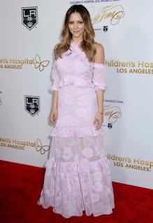 Katharine McPhee feet photo thumbnail