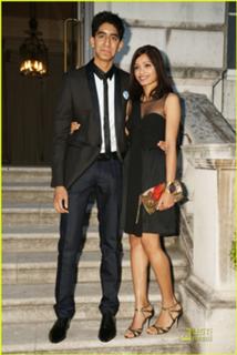 Freida Pinto feet photo thumbnail