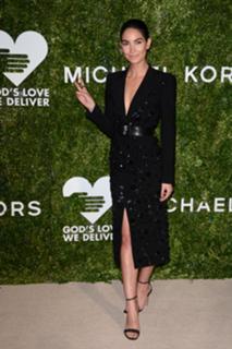 Lily Aldridge feet photo thumbnail