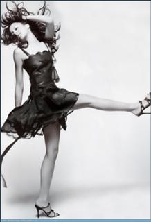 Lindsay Lohan feet photo thumbnail