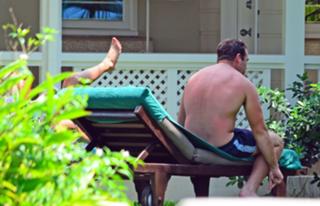 Katie Price feet photo thumbnail