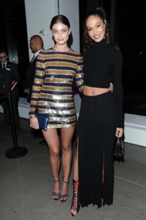Taylor Hill feet photo thumbnail