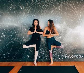 Daniella Monet feet photo thumbnail