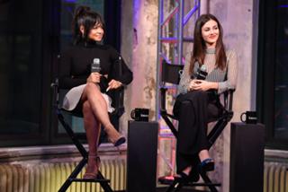 Victoria Justice feet photo thumbnail