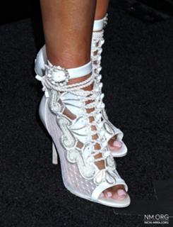 Nicki Minaj feet photo thumbnail
