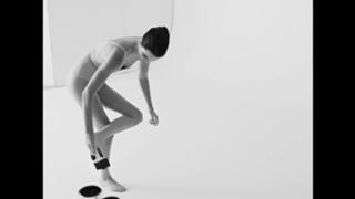 Kendall Jenner feet photo thumbnail