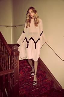 Elsa Hosk feet photo thumbnail