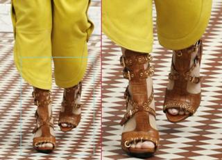 Kylie Minogue feet photo thumbnail