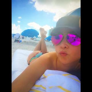 Carmen Villalobos feet photo thumbnail