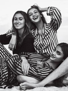 Gigi Hadid feet photo thumbnail