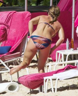 Coleen Rooney feet photo thumbnail