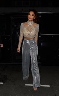 Nicole Scherzinger feet photo thumbnail