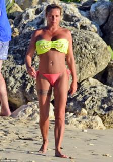 Katie Price feet photo thumbnail