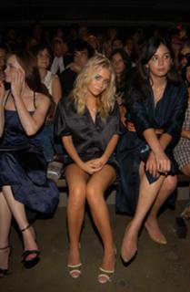 Ashley Olsen feet photo thumbnail