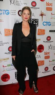 Christina Applegate feet photo thumbnail