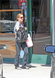 Christina Ricci feet photo thumbnail