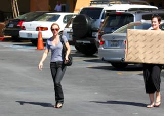 Christina Ricci feet photo thumbnail