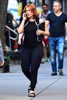 Kate Winslet feet photo thumbnail