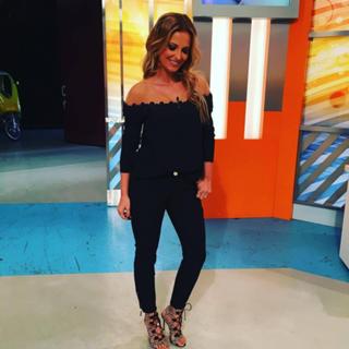 Cristina Ferreira feet photo thumbnail