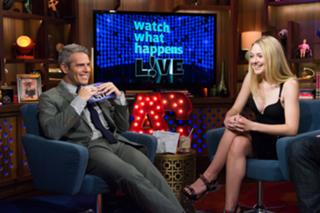 Dakota Fanning feet photo thumbnail