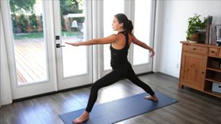 Adriene Mishler feet photo thumbnail