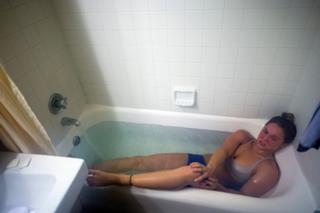 Ronda Rousey feet photo thumbnail