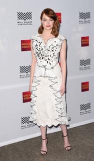 Emma Stone feet photo thumbnail