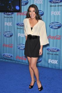 Lea Michele feet photo thumbnail