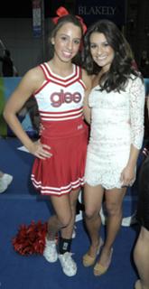 Lea Michele feet photo thumbnail