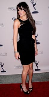 Lea Michele feet photo thumbnail