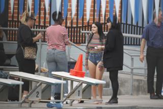 Ariel Winter feet photo thumbnail