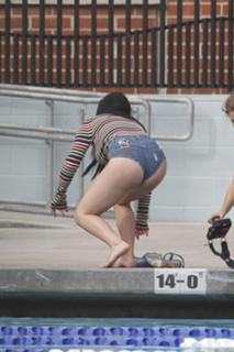 Ariel Winter feet photo thumbnail