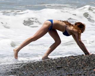 Lindsay Lohan feet photo thumbnail
