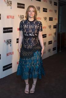 Bryce Dallas Howard feet photo thumbnail