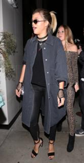 Sofia Richie feet photo thumbnail
