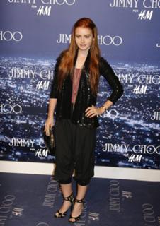Lily Collins feet photo thumbnail