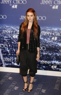 Lily Collins feet photo thumbnail