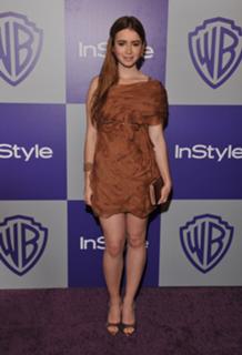 Lily Collins feet photo thumbnail