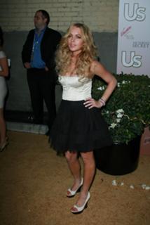 Lindsay Lohan feet photo thumbnail