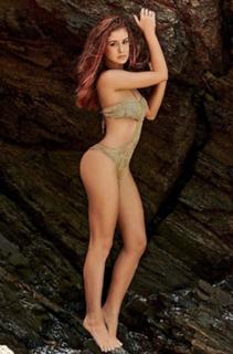 Marina Ruy Barbosa feet photo thumbnail