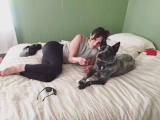 Adriene Mishler feet photo thumbnail