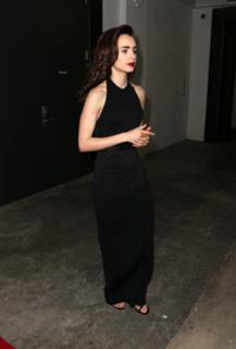 Lily Collins feet photo thumbnail
