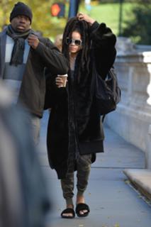 Rihanna feet photo thumbnail